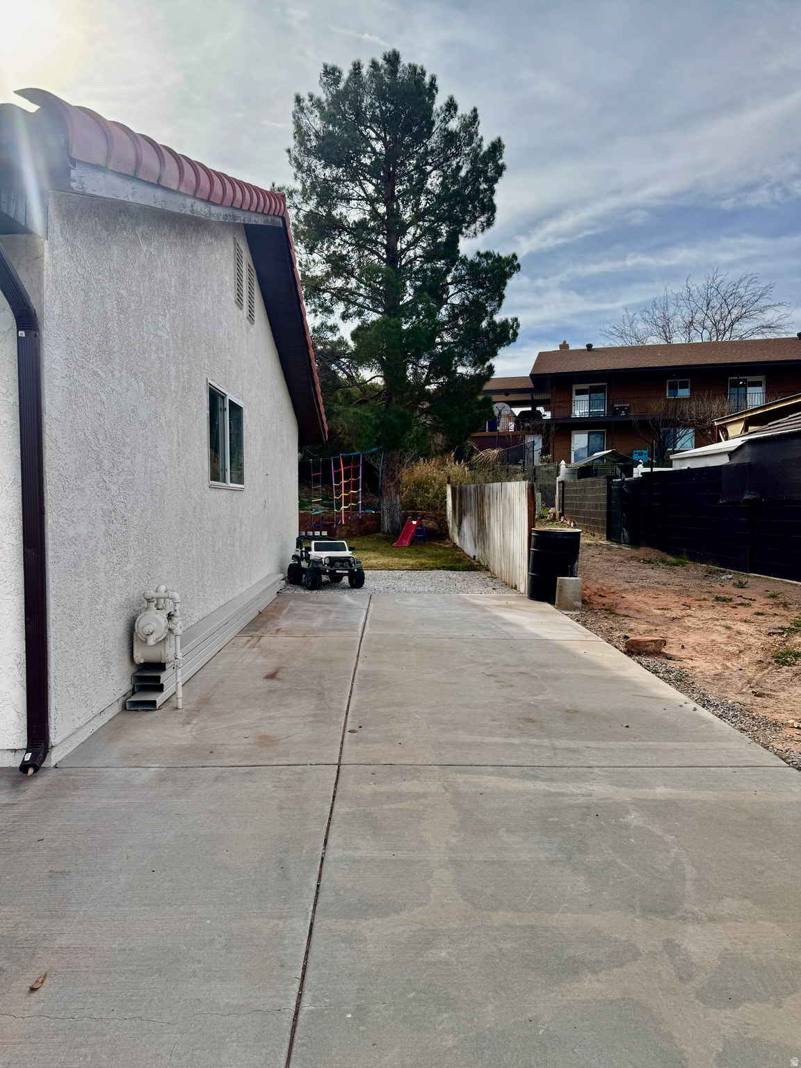 BLOOMINGTON HILLS 9 - Residential