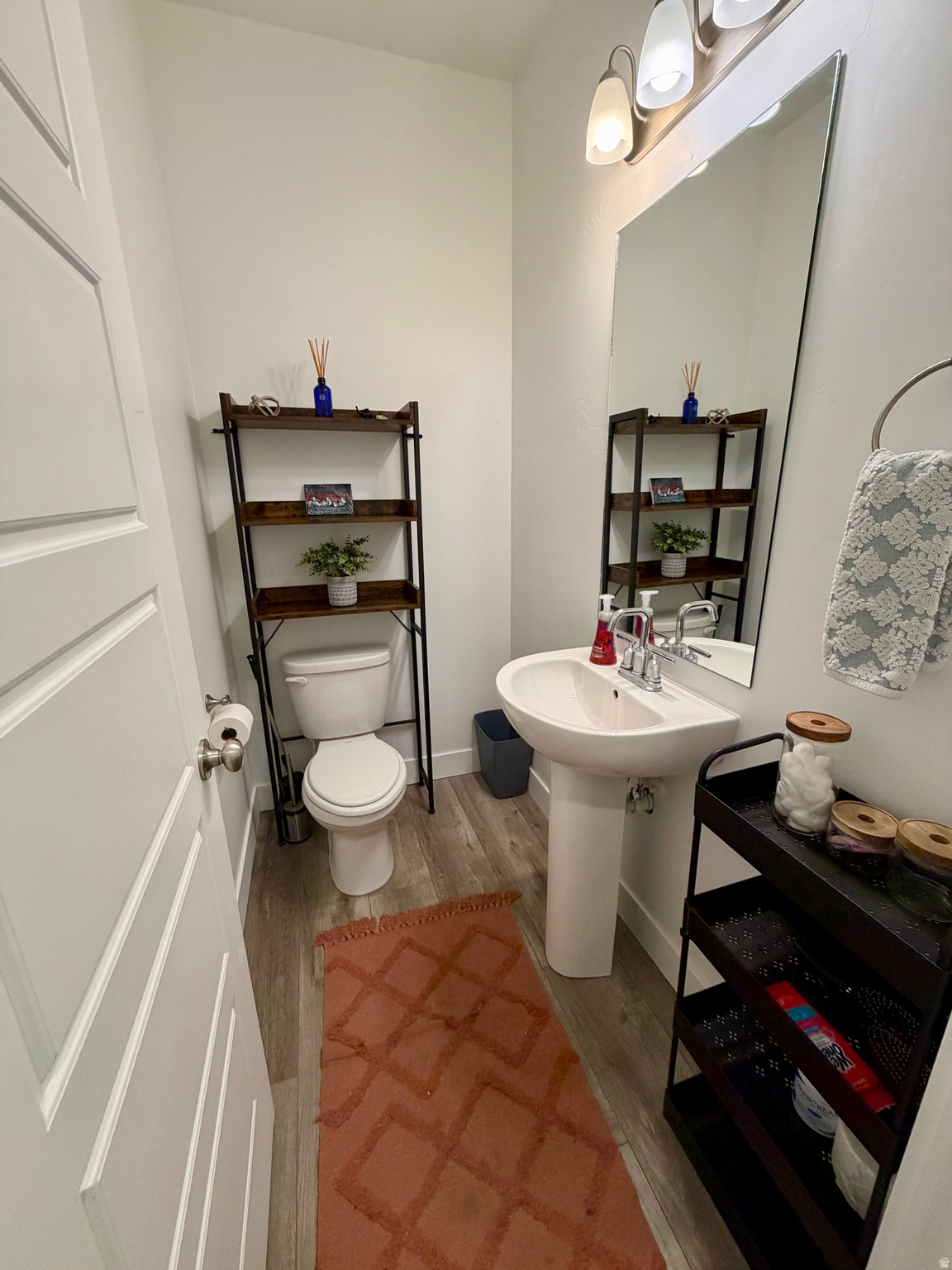 SUMMIT CREEK PLACE - Residential