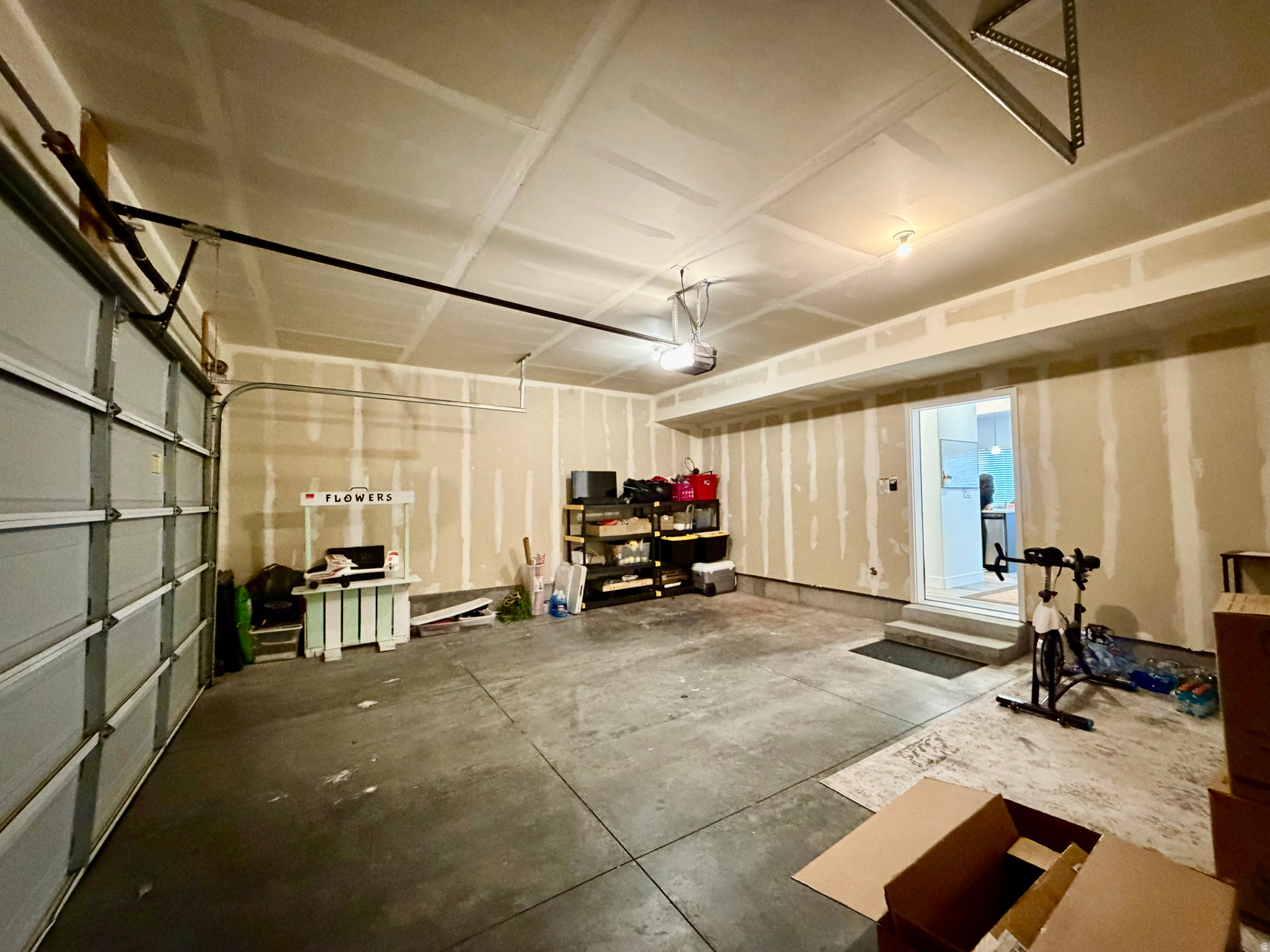 SUMMIT CREEK PLACE - Residential