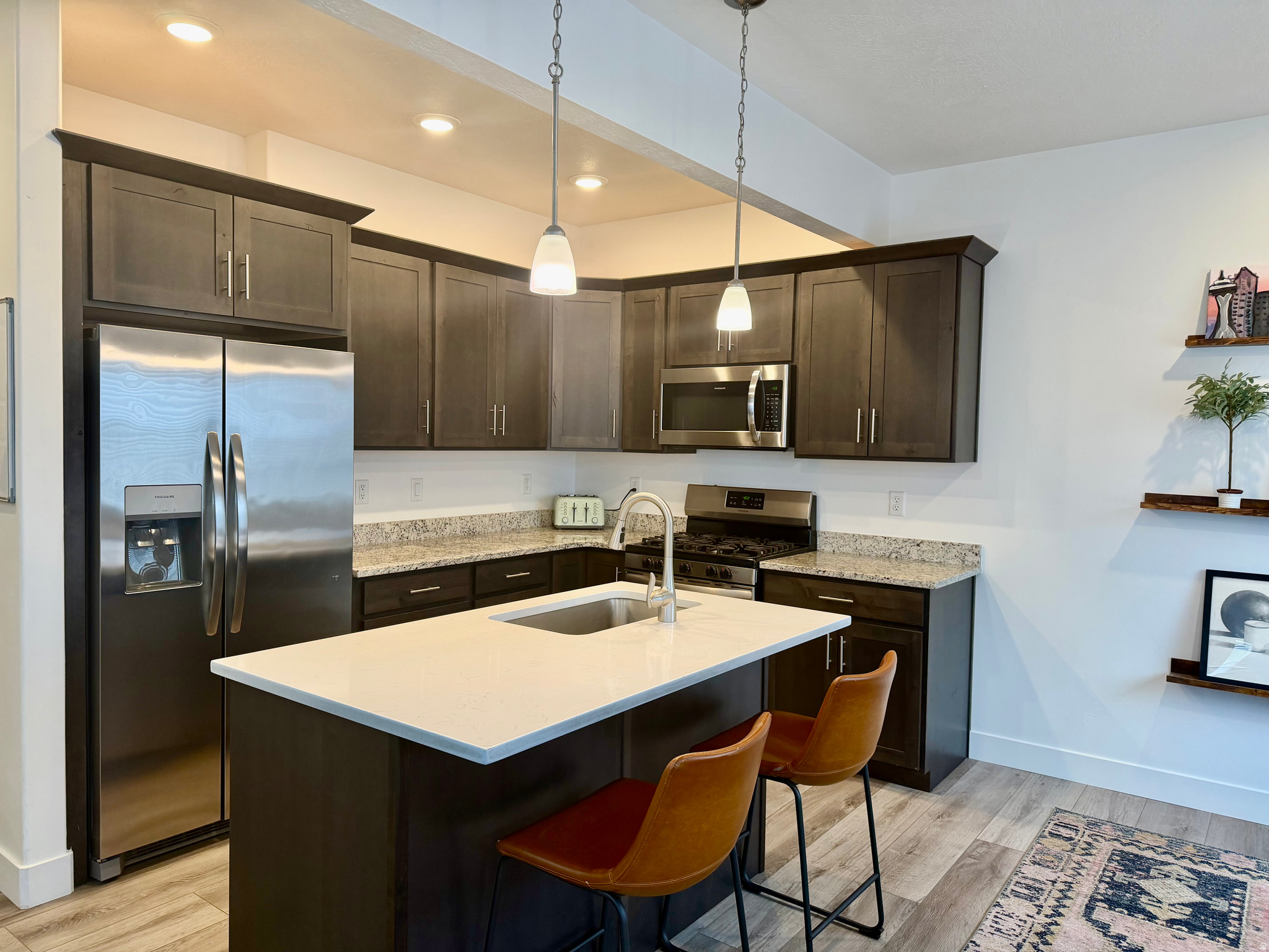 SUMMIT CREEK PLACE - Residential