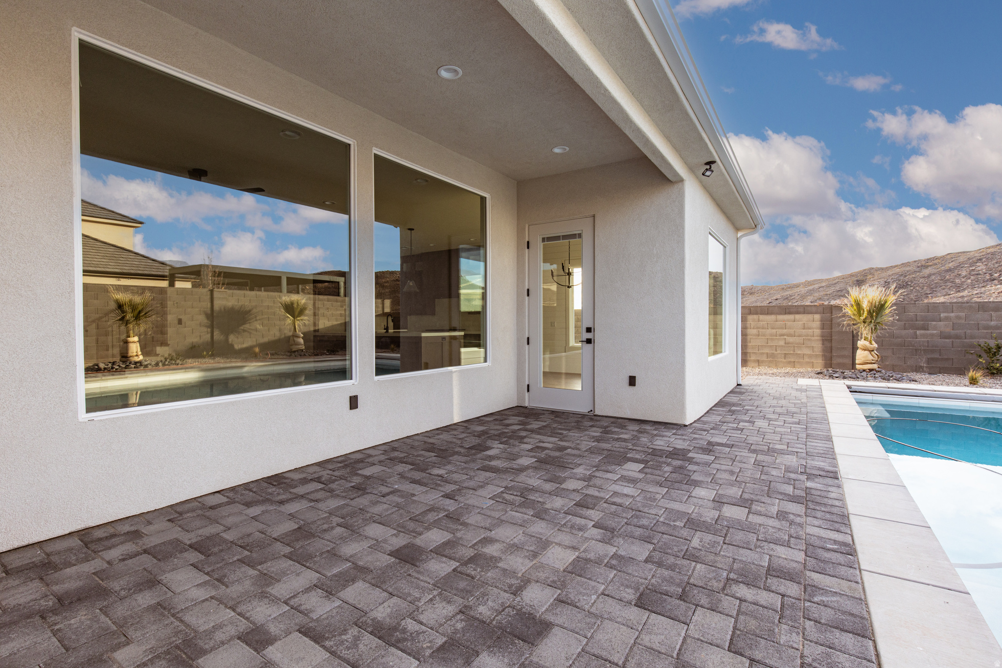 SYCAMORE VILLAGE - Residential