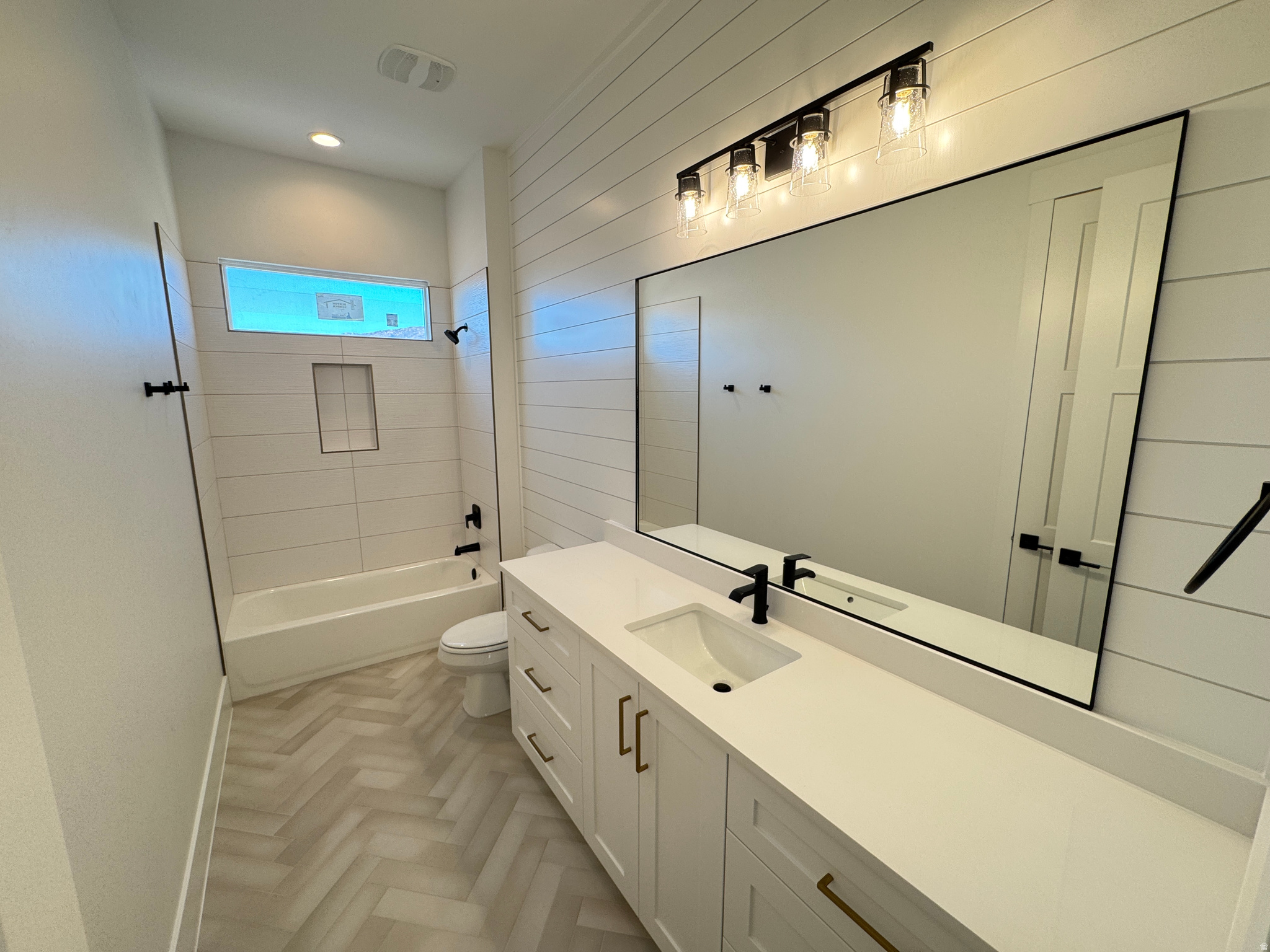 SYCAMORE VILLAGE - Residential