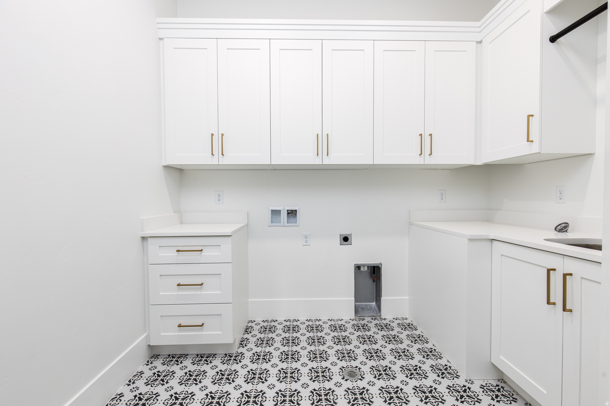 SYCAMORE VILLAGE - Residential