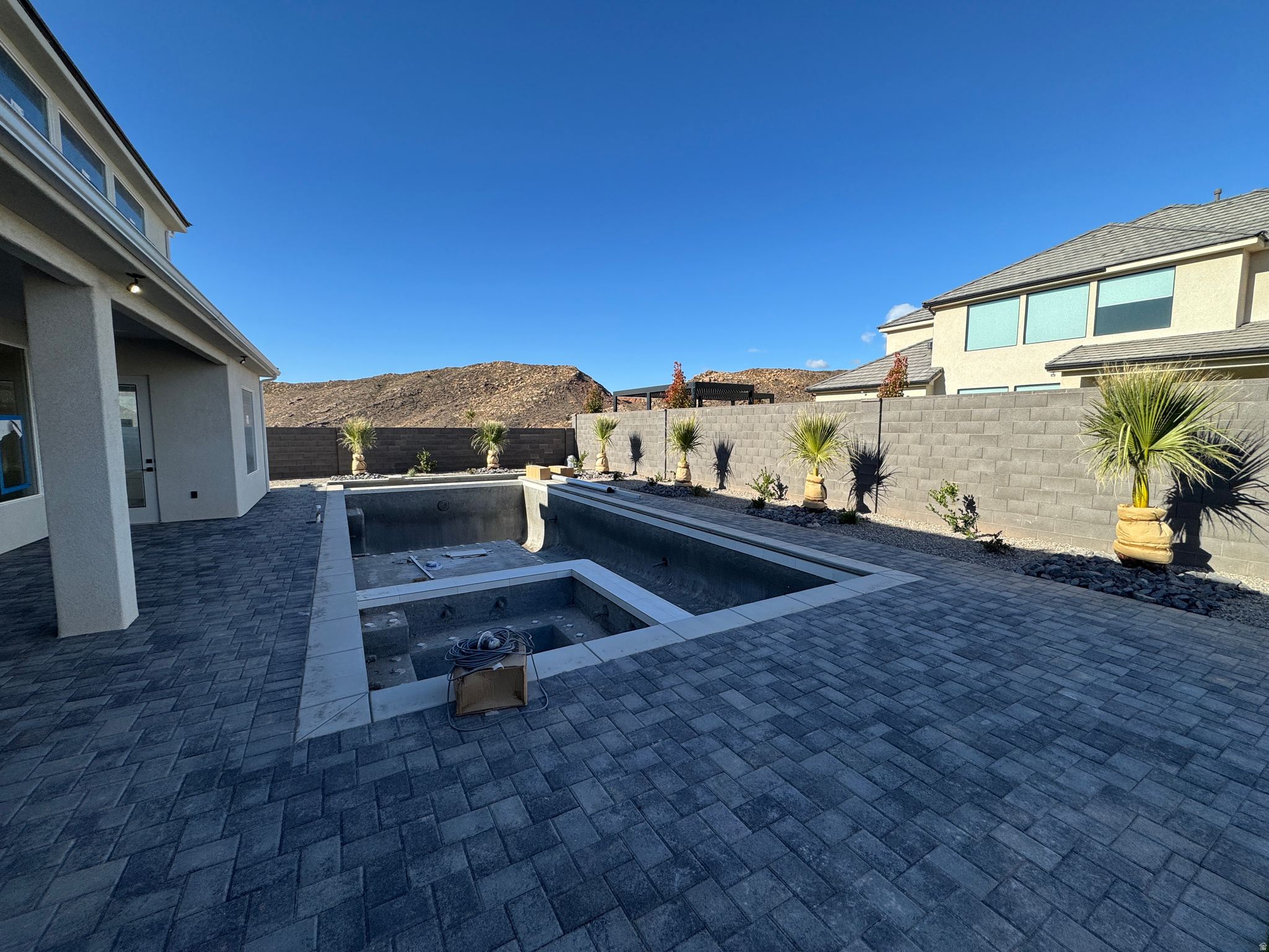 SYCAMORE VILLAGE - Residential