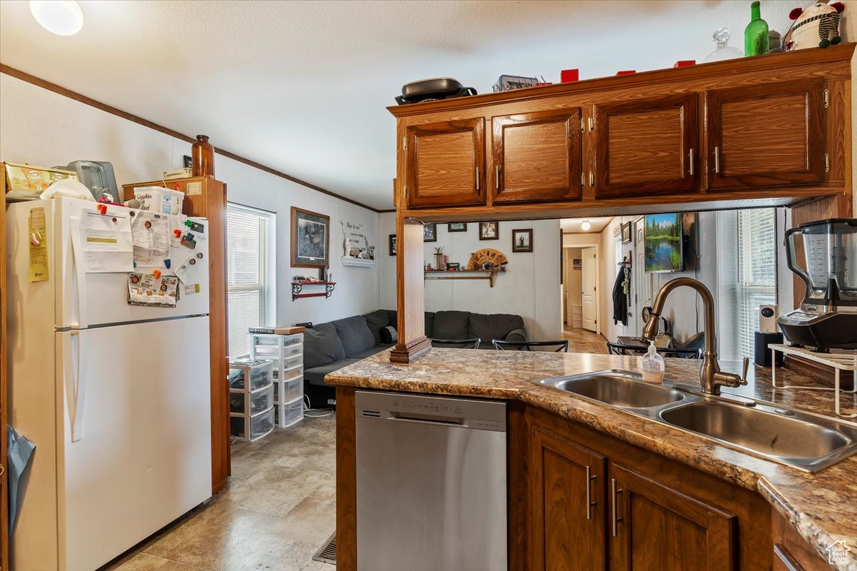 RIDGEWOOD ESTATES - Residential