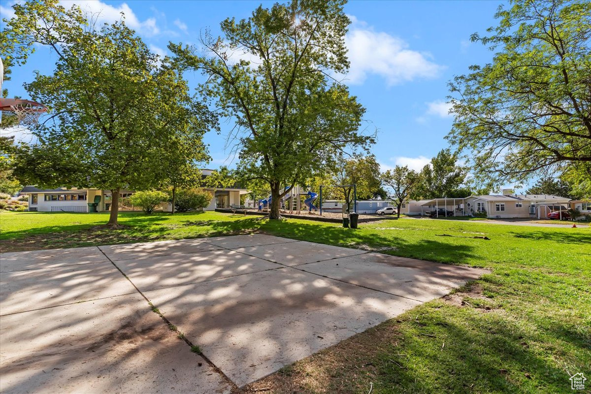 RIDGEWOOD ESTATES - Residential