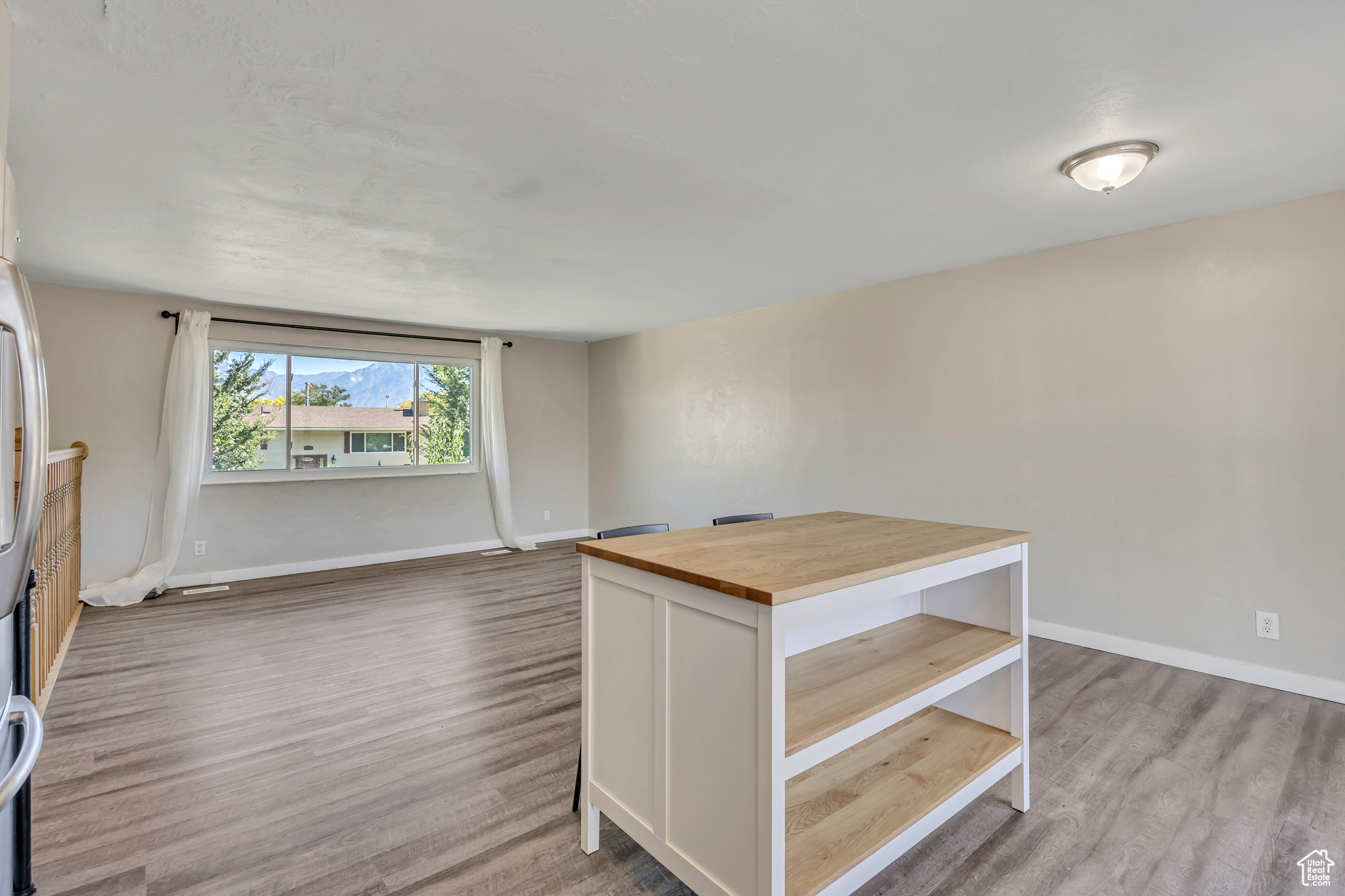 RIVERVIEW ACRES - Residential