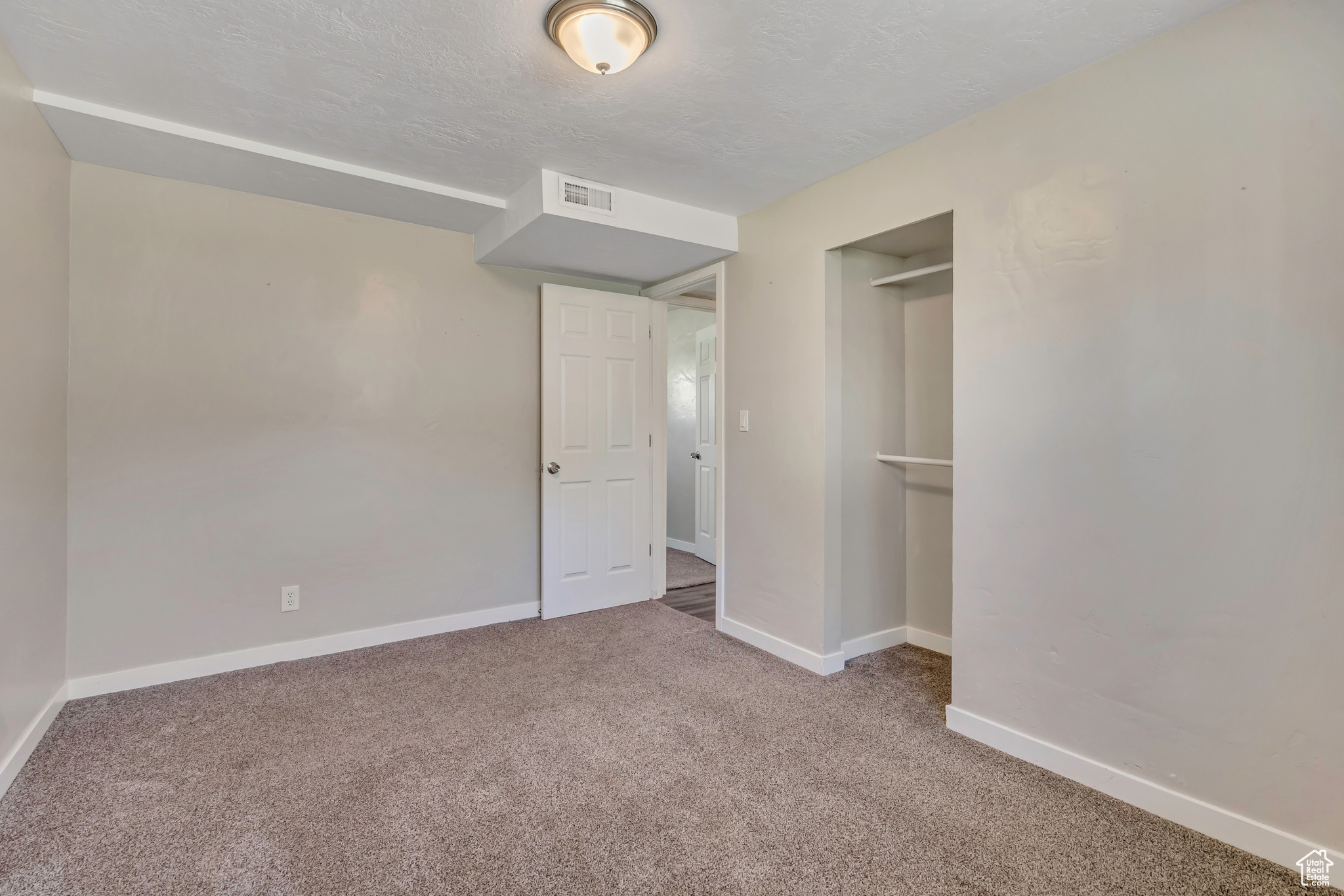 RIVERVIEW ACRES - Residential