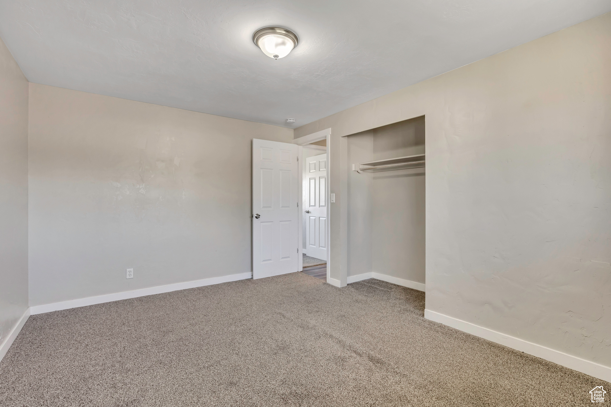 RIVERVIEW ACRES - Residential