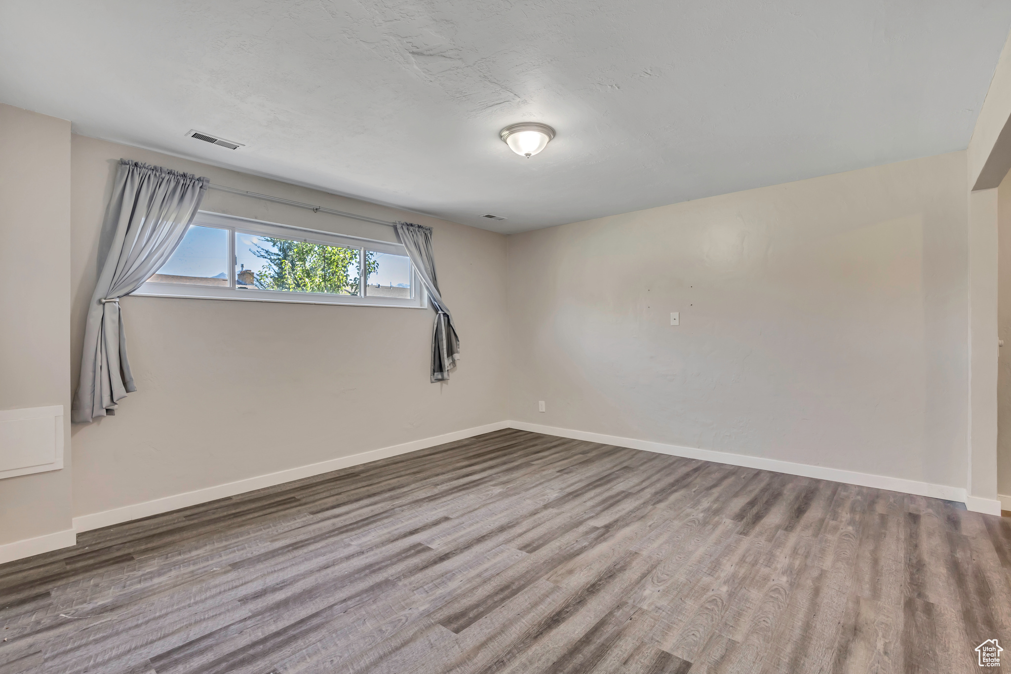 RIVERVIEW ACRES - Residential