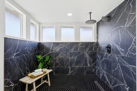 Tiny photo for 938 E HOLLYWOOD AVE, Salt Lake City, UT 84105 (MLS # 2153356)