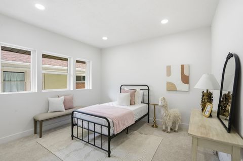 Tiny photo for 938 E HOLLYWOOD AVE, Salt Lake City, UT 84105 (MLS # 2153356)