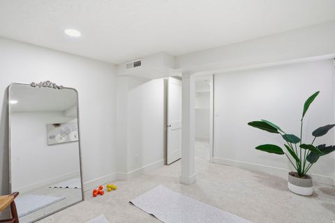 Tiny photo for 938 E HOLLYWOOD AVE, Salt Lake City, UT 84105 (MLS # 2153356)