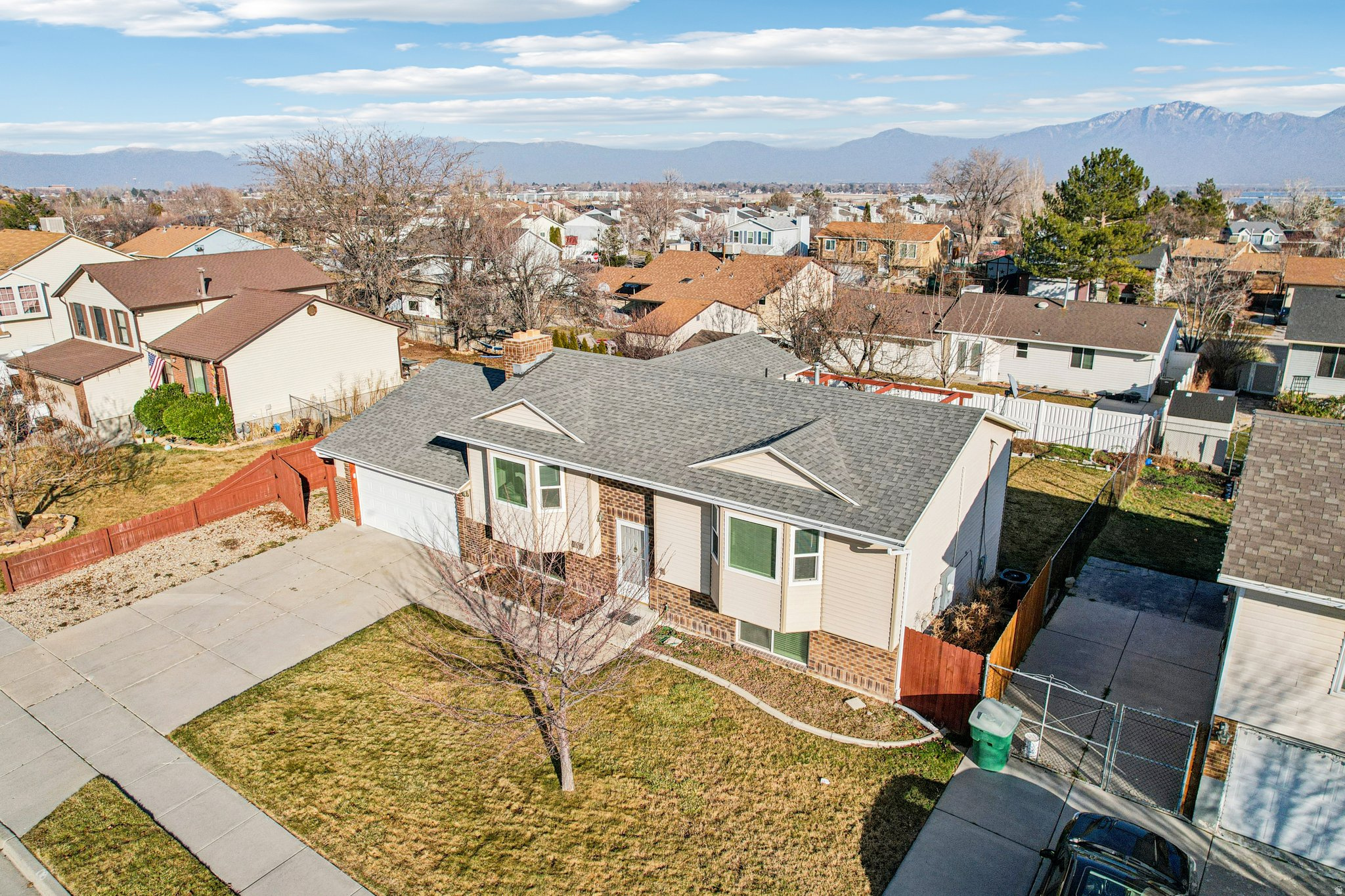 OQUIRRH SHADOWS PH 1 - Residential