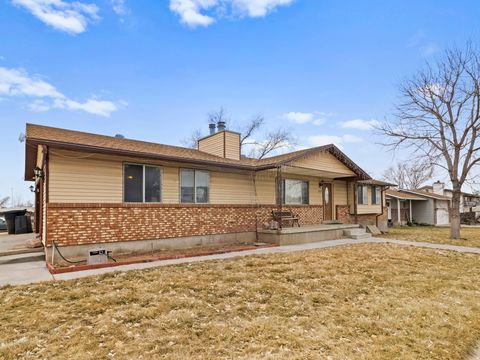 Tiny photo for 1125 W 700 N, Clearfield, UT 84015 (MLS # 2134188)