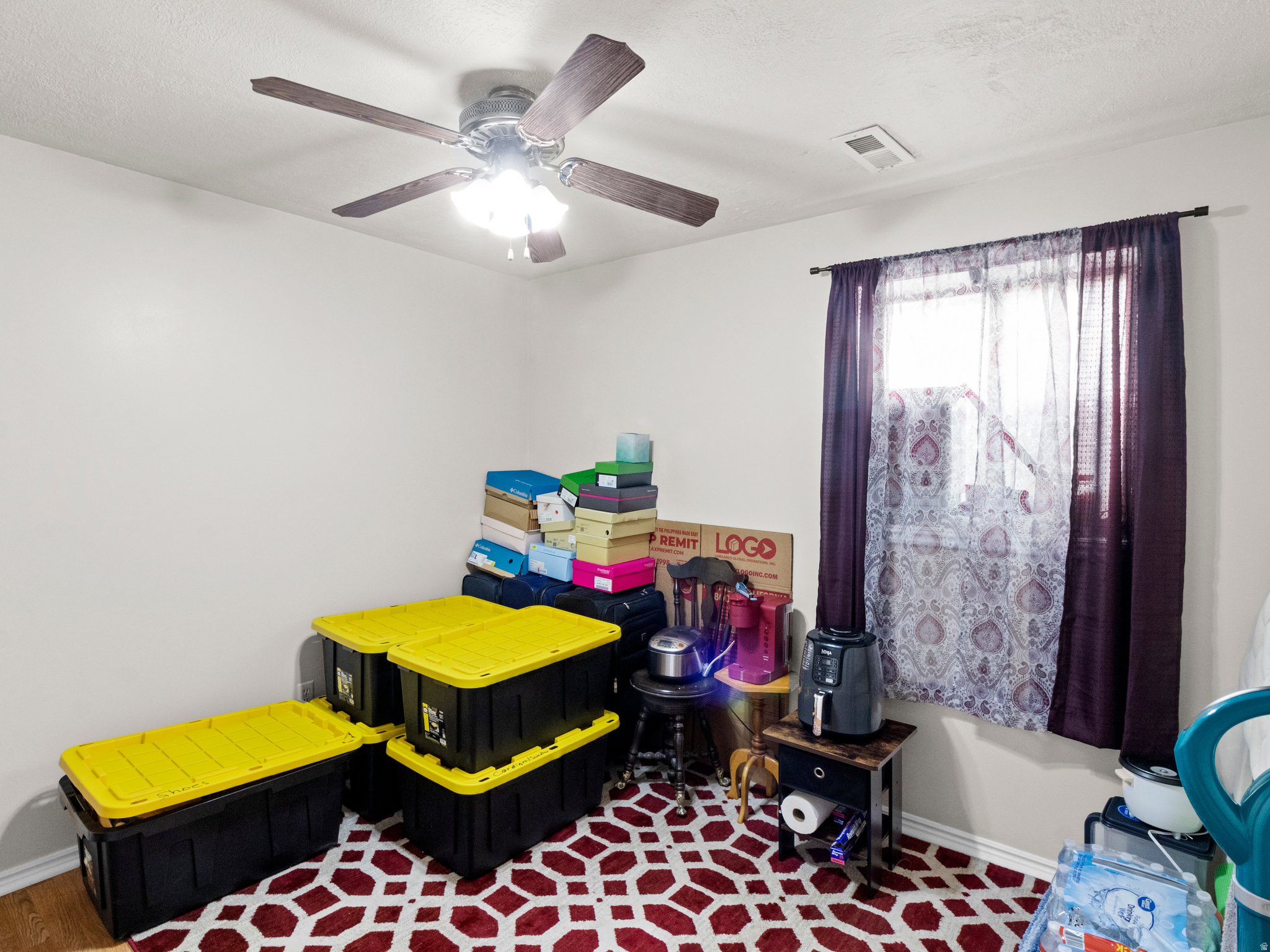 COUNTRY VILLAGE - Residential