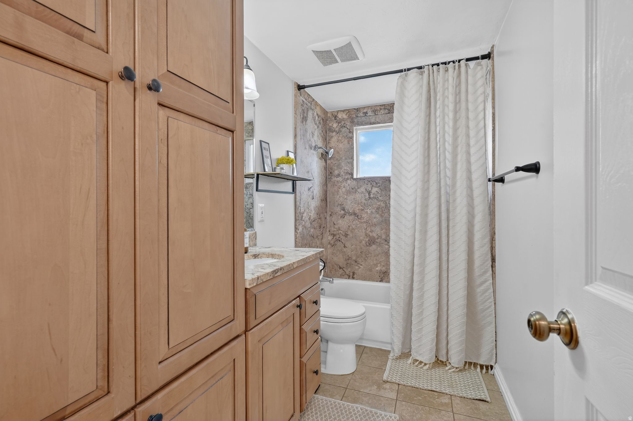 GOLDCREST NO - Residential