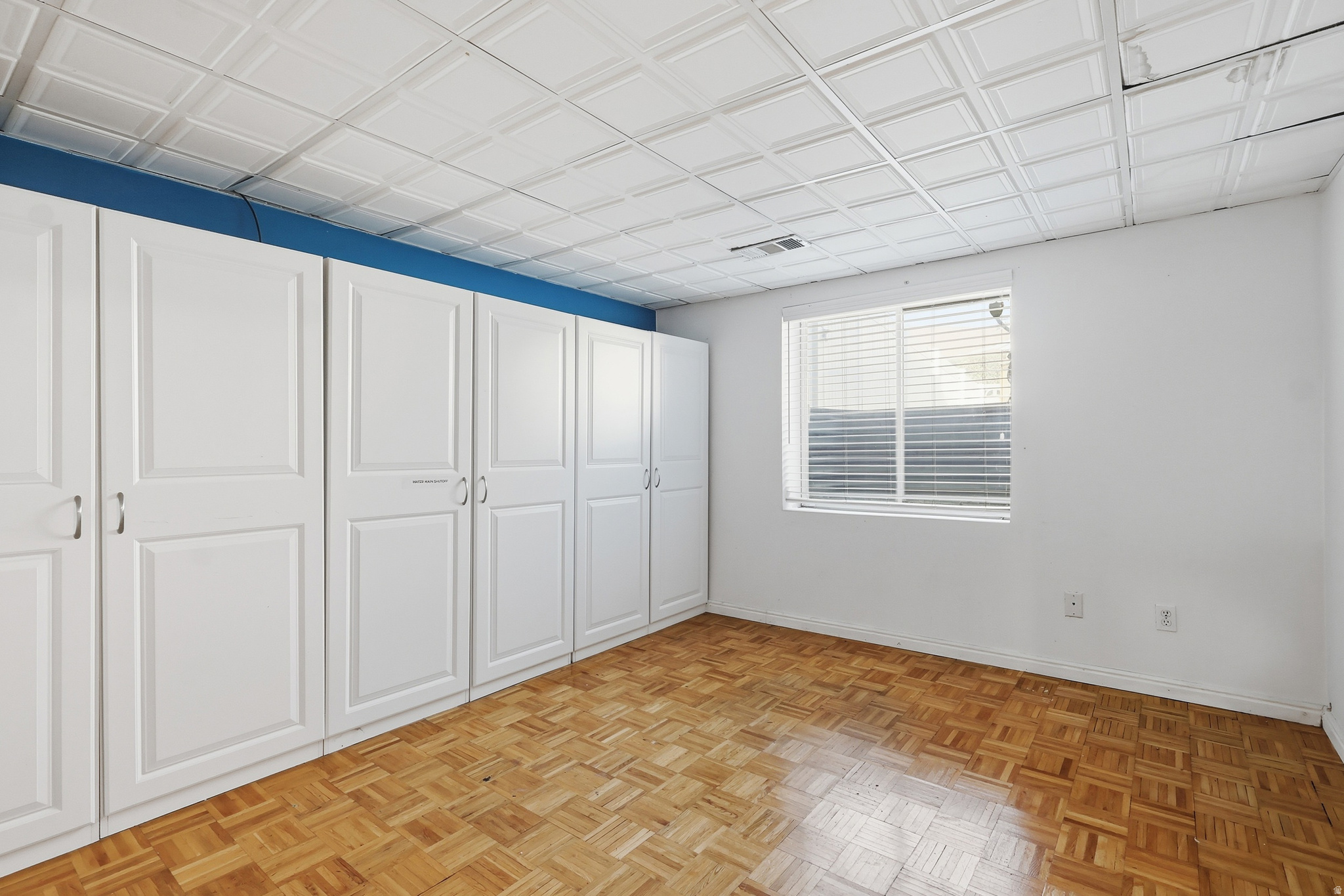 CAPITAL ESTATES - Residential