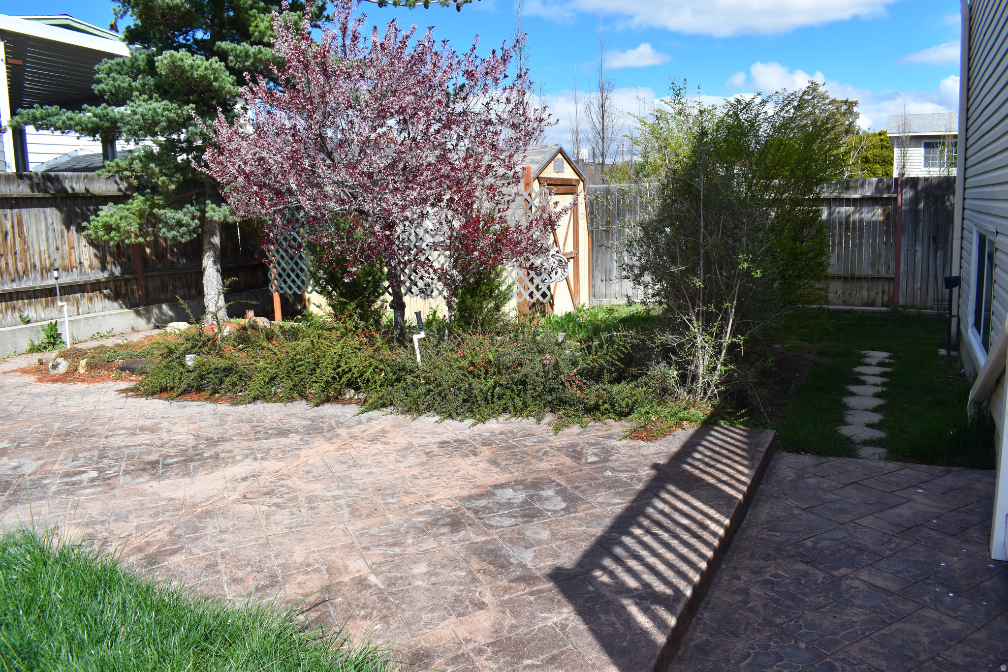 PIONEER - Residential