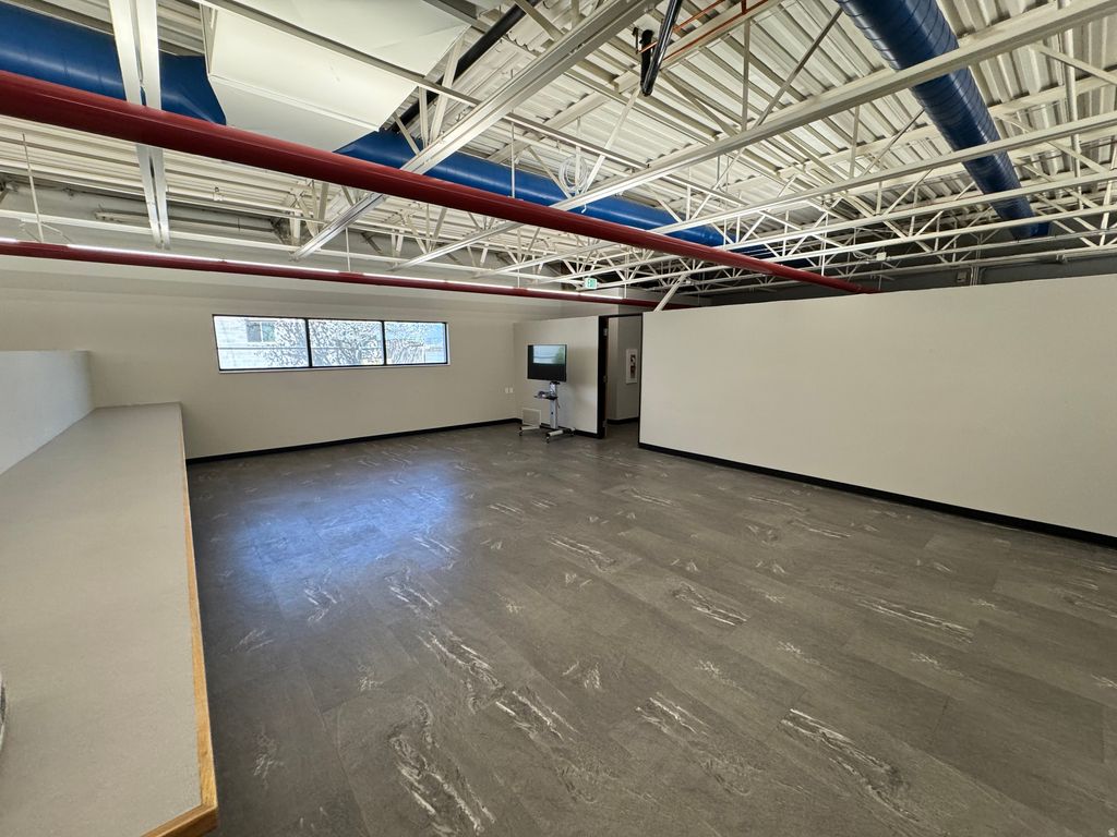 Photo of 5263 S COMMERCE DR, Murray, UT 84107 (MLS # 2147480)