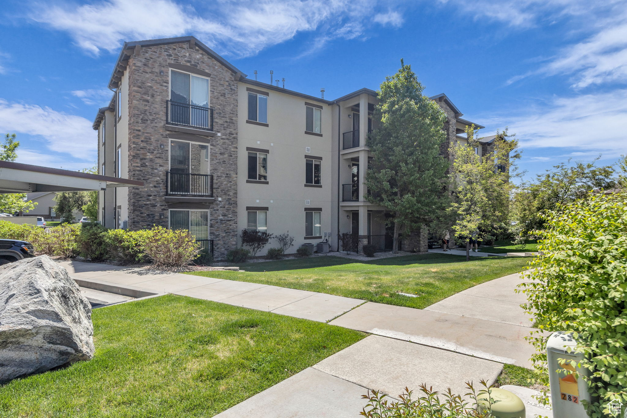 282 W 605 #307, Centerville, Utah image 3