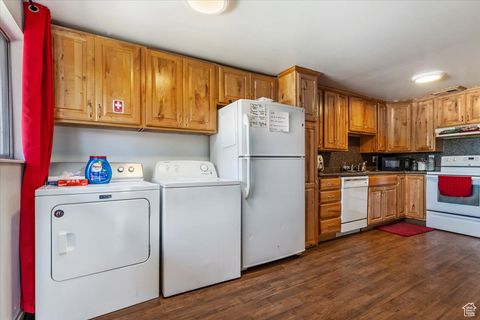 Tiny photo for 2807 W 3835 S, West Valley City, UT 84119 (MLS # 2115567)