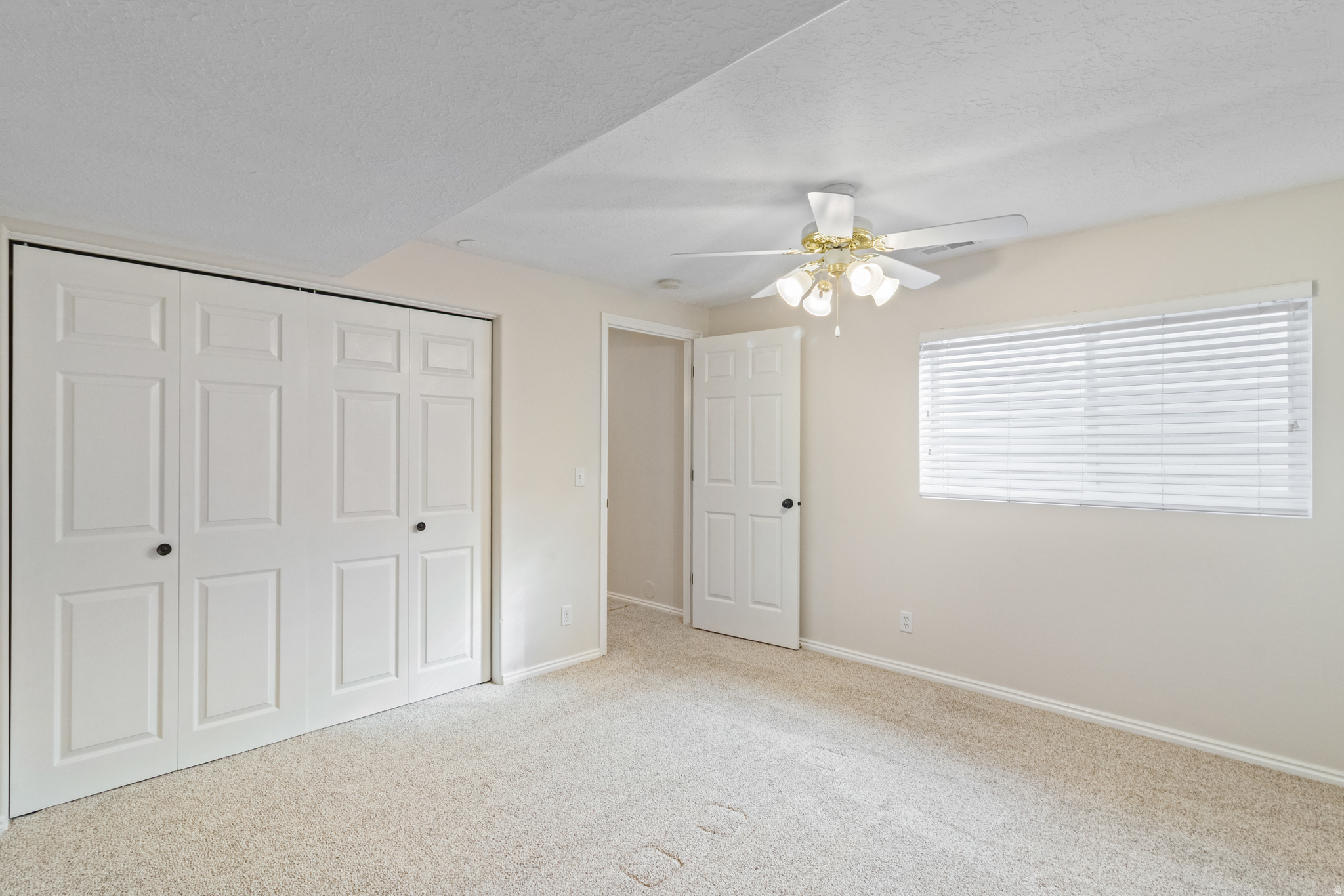 WHISPERWOOD - Residential