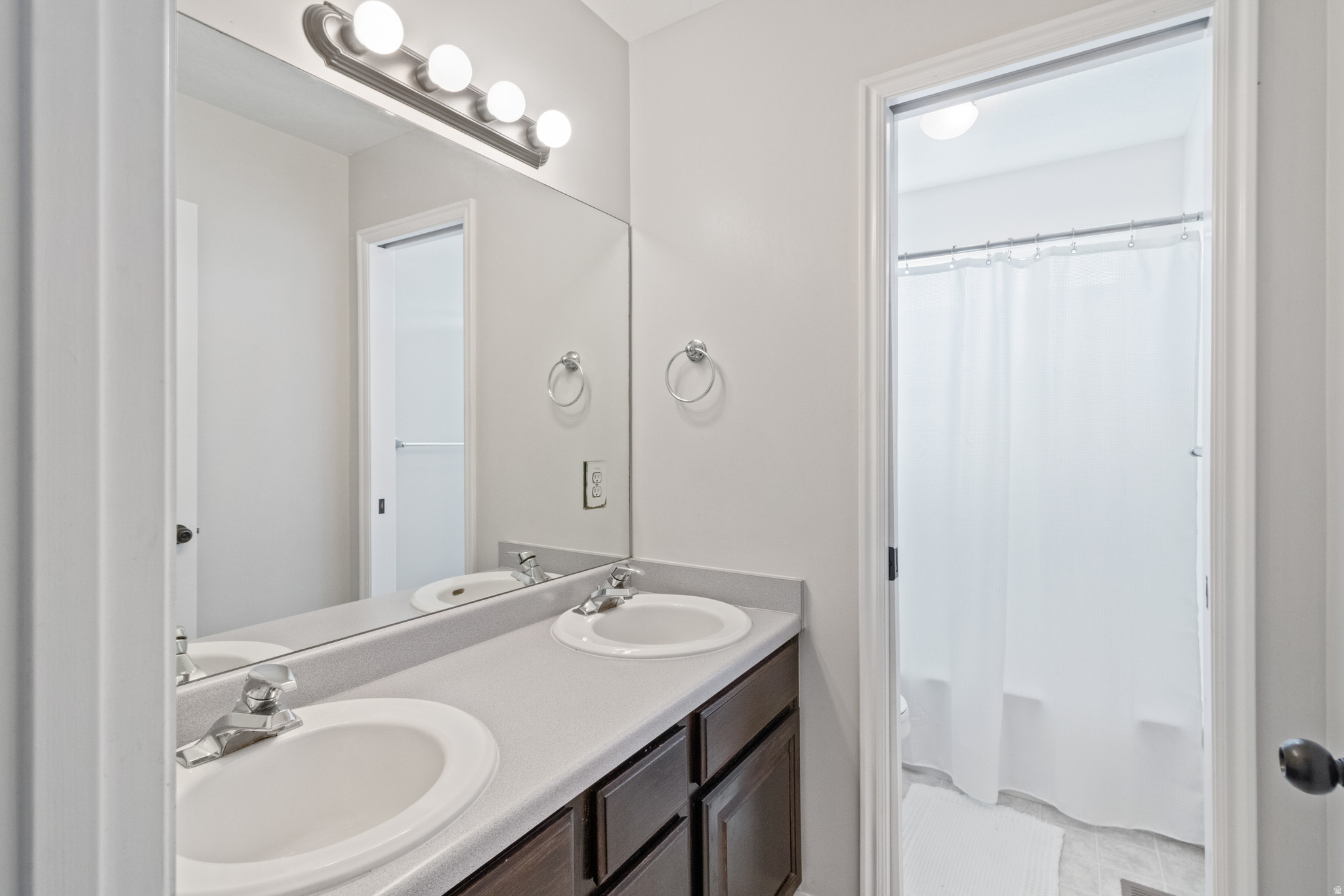 WHISPERWOOD - Residential