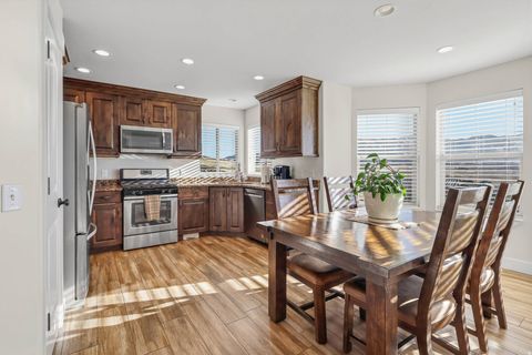 Tiny photo for 603 S CACTUS ROSE DR, Stockton, UT 84071 (MLS # 2120562)