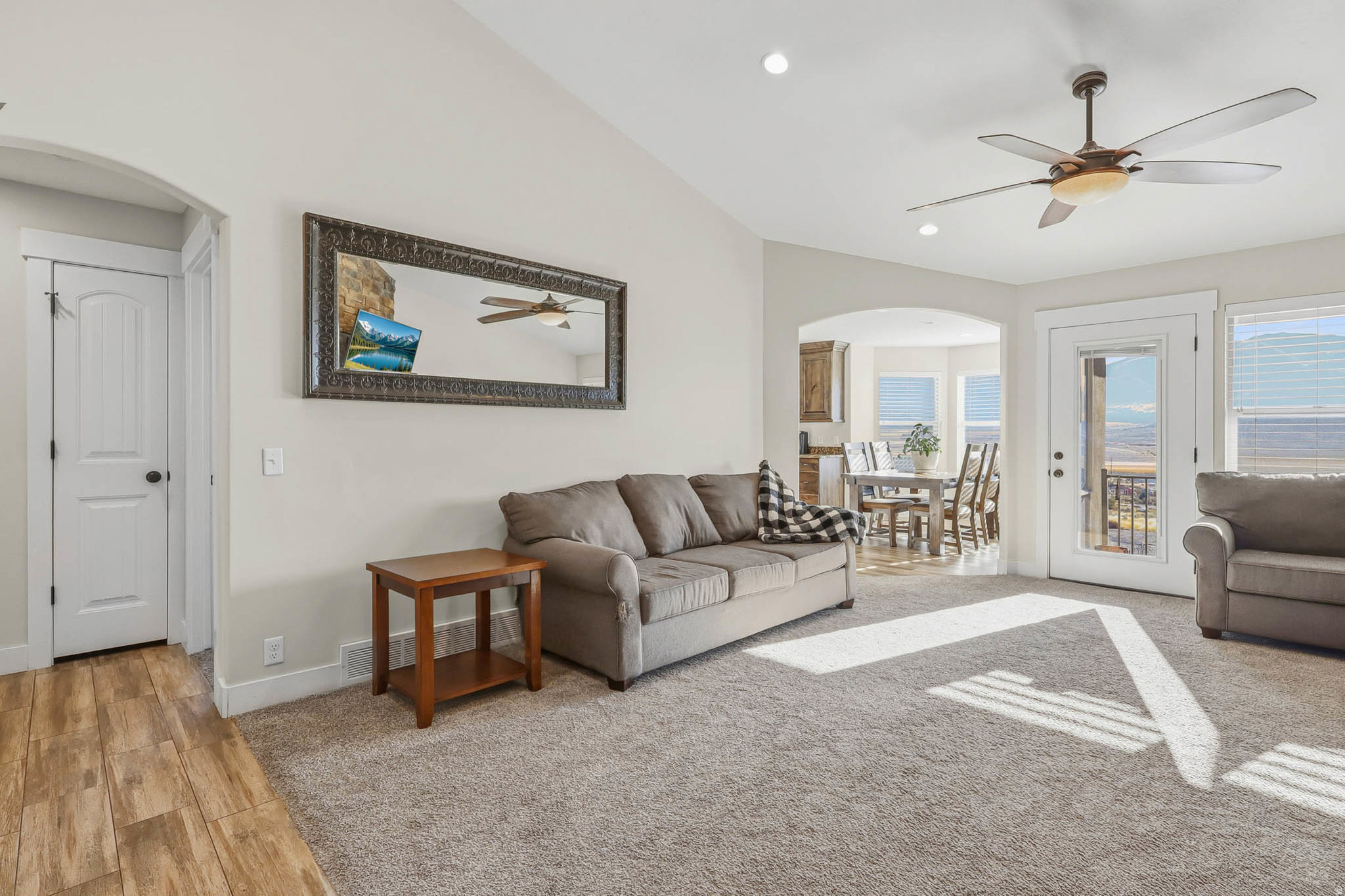 BENCHES AT SOUTH RIM - Residential