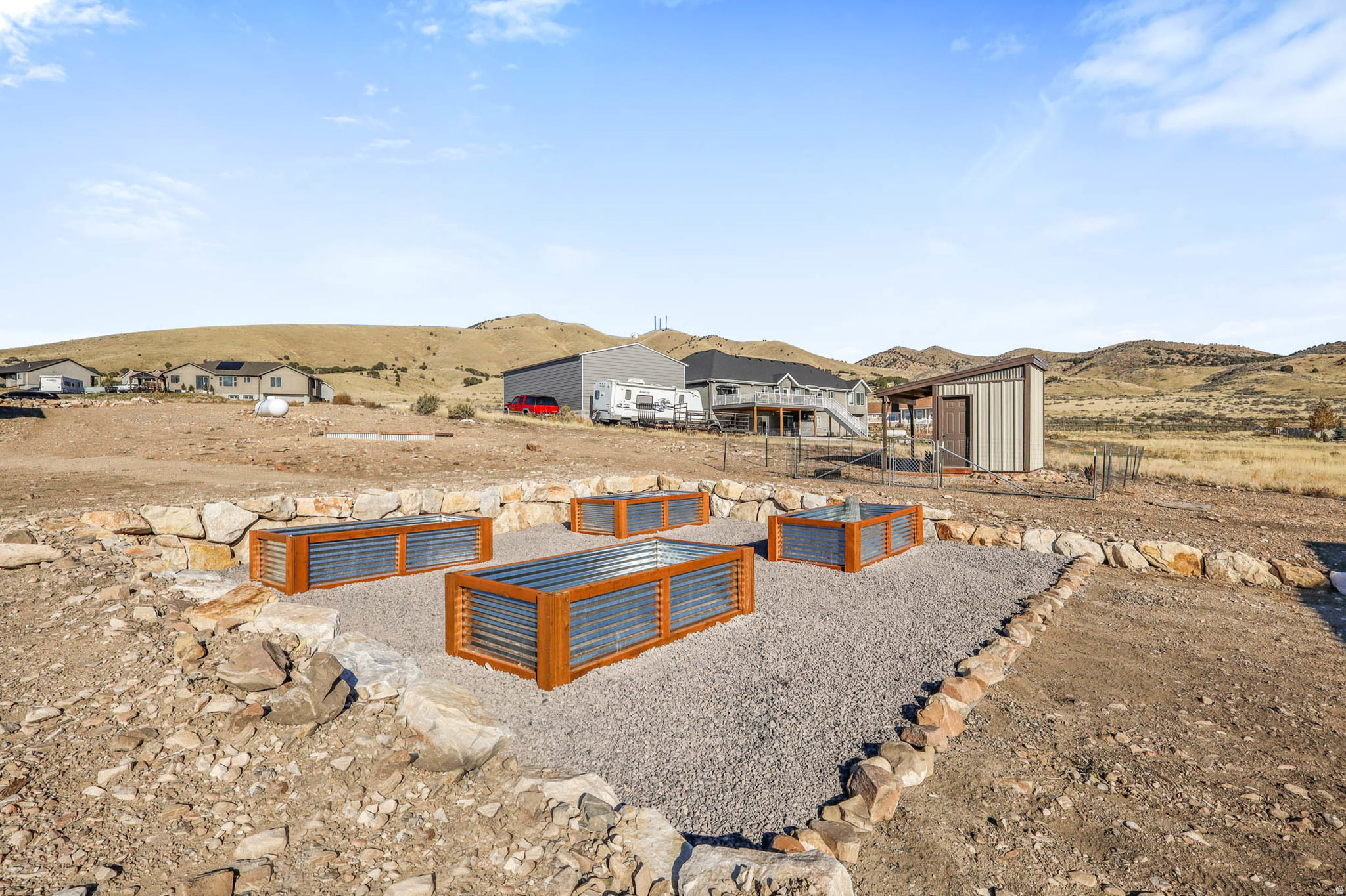 BENCHES AT SOUTH RIM - Residential