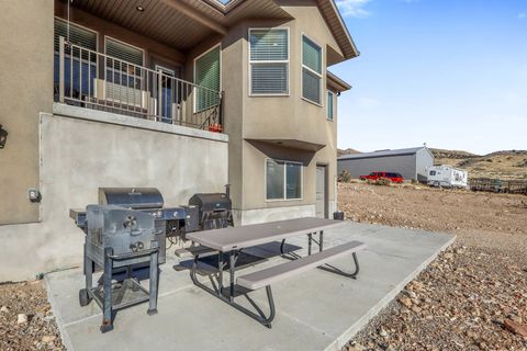 Tiny photo for 603 S CACTUS ROSE DR, Stockton, UT 84071 (MLS # 2120562)