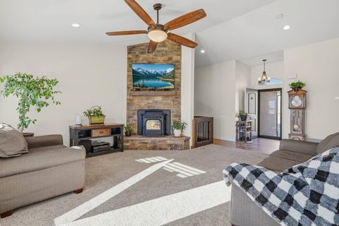 Tiny photo for 603 S CACTUS ROSE DR, Stockton, UT 84071 (MLS # 2120562)