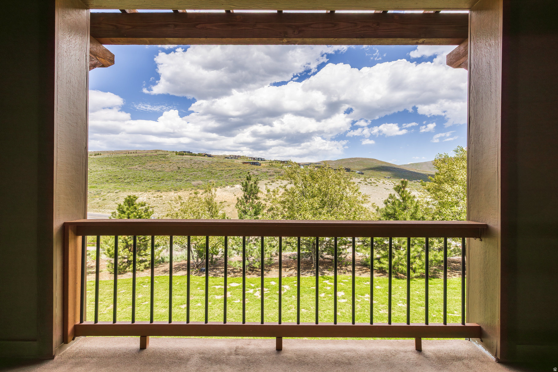 PARKS EDGE - Residential