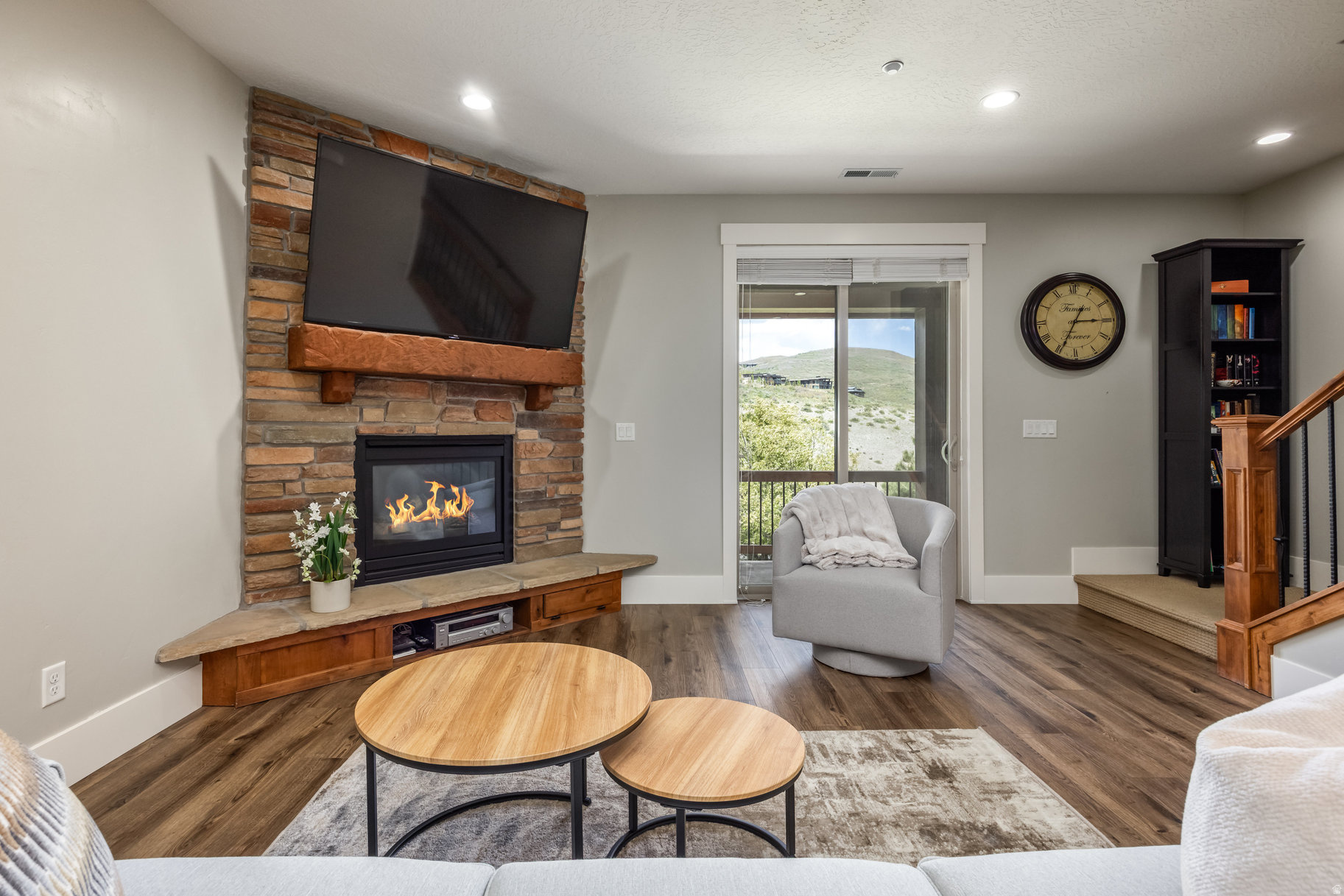 PARKS EDGE - Residential