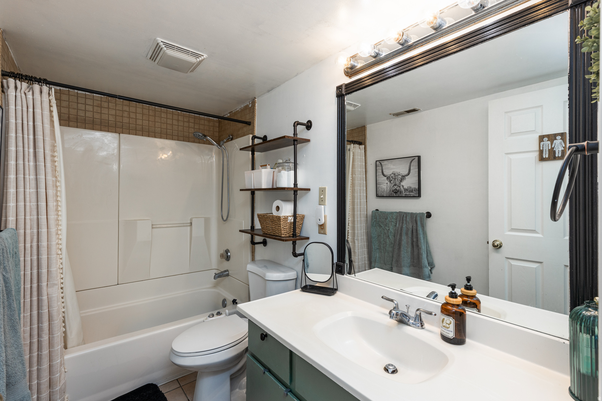 HILLCREEK - Residential