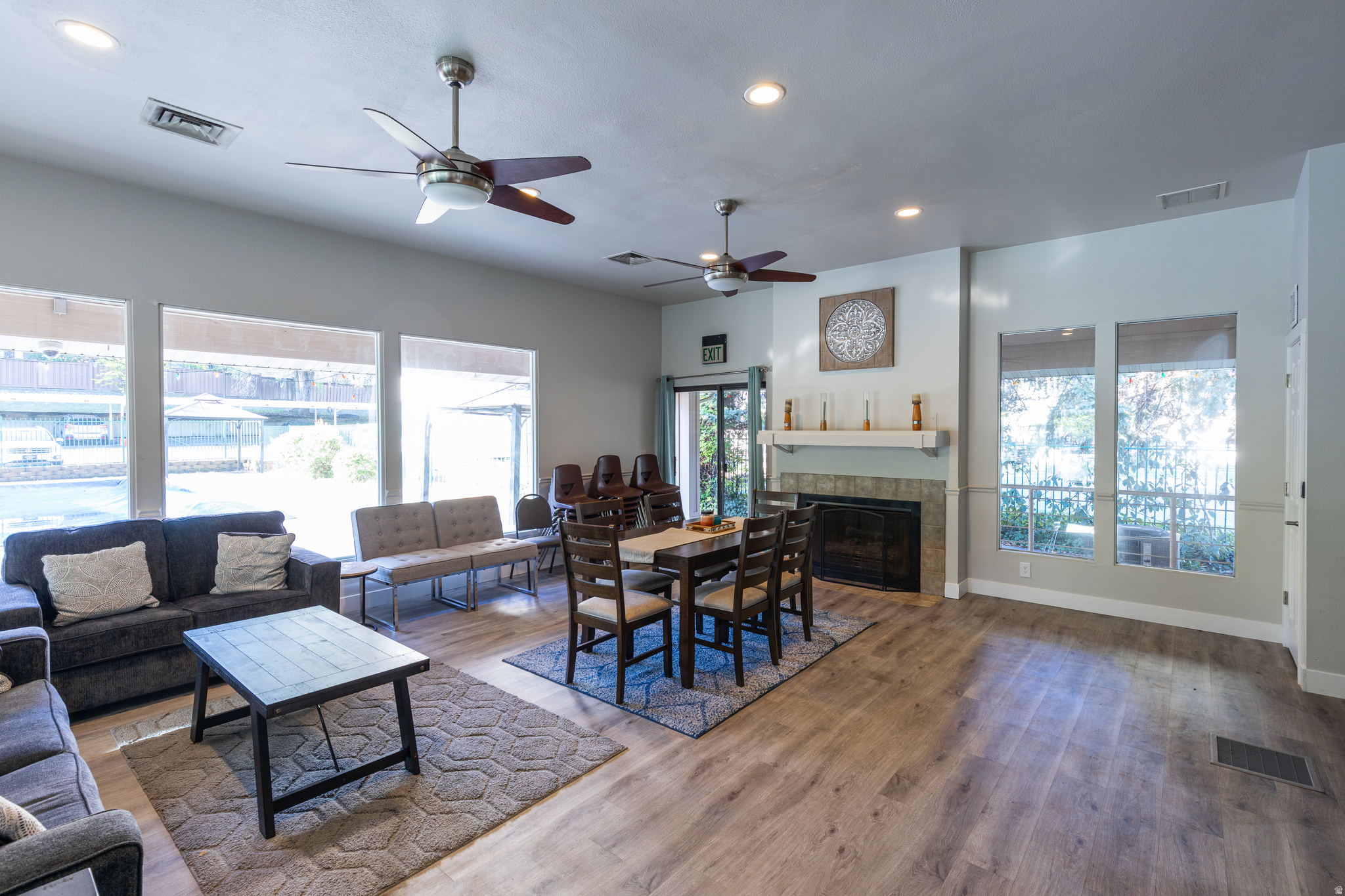 HILLCREEK - Residential