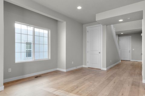 Tiny photo for 6652 W SPRING SNOW LN, Herriman, UT 84096 (MLS # 2125280)