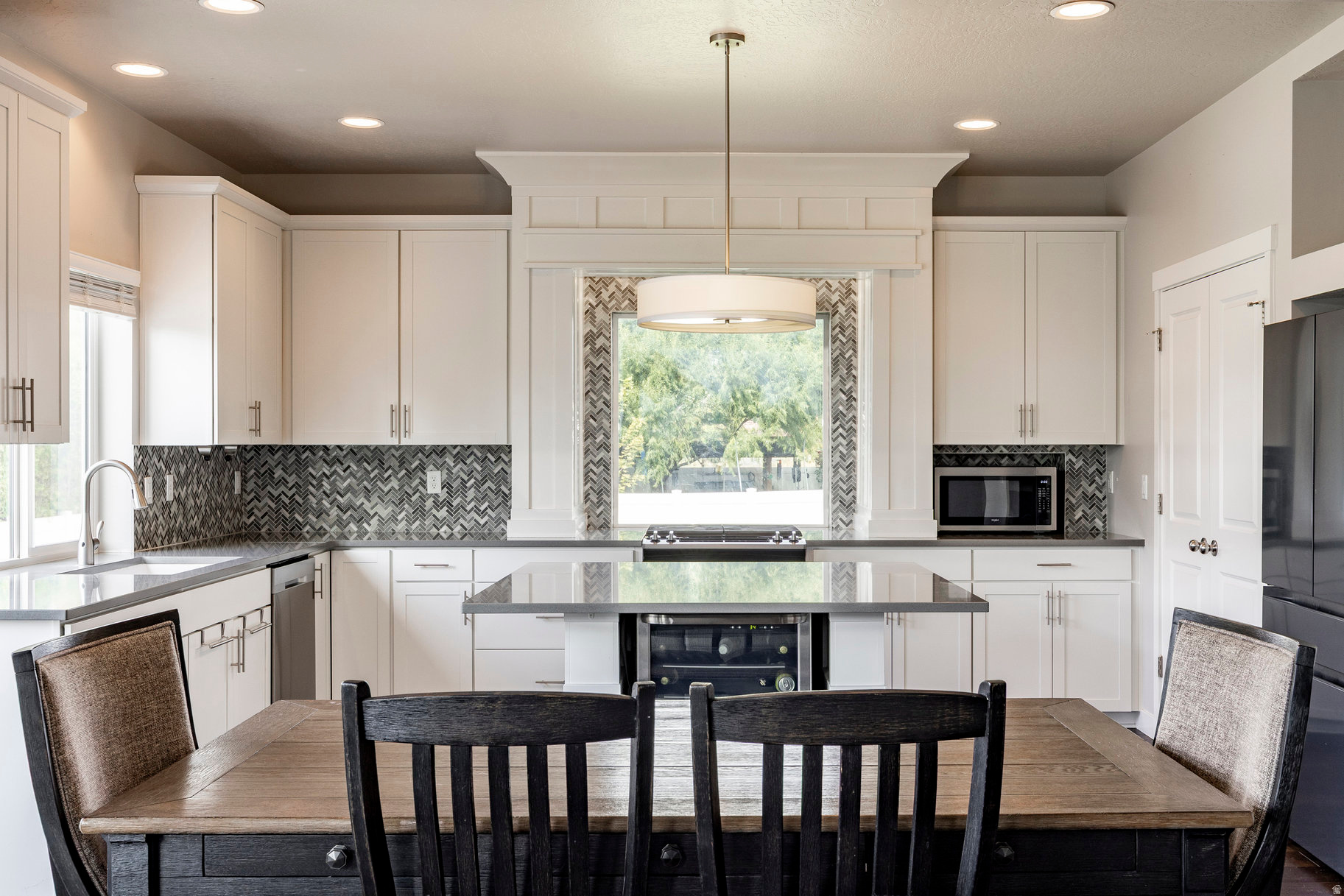 TIVOLI GARDENS - Residential