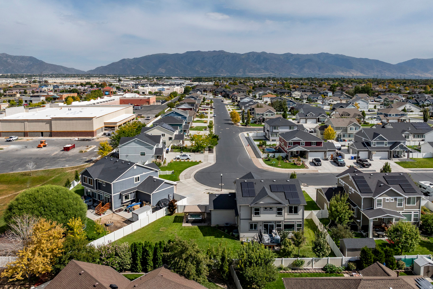 TIVOLI GARDENS - Residential