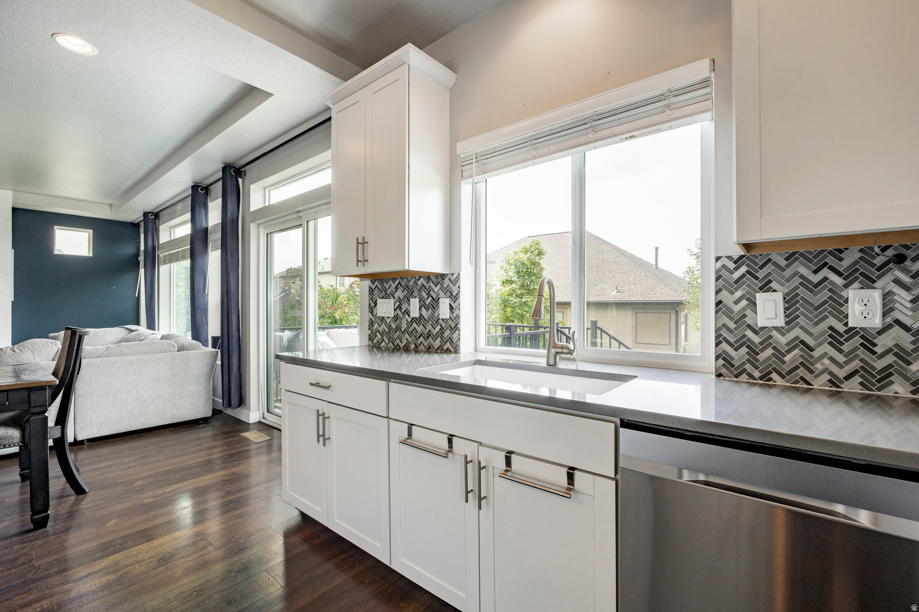 TIVOLI GARDENS - Residential