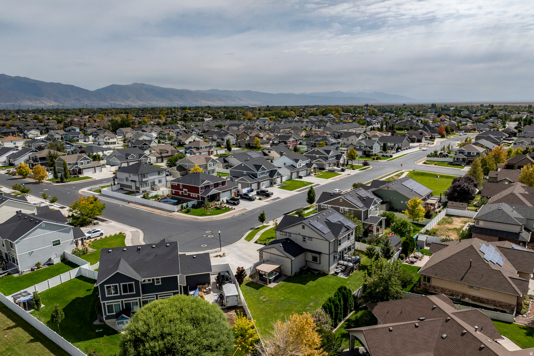 TIVOLI GARDENS - Residential