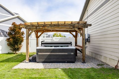 Tiny photo for 1876 S 1230 W, Syracuse, UT 84075 (MLS # 2128675)