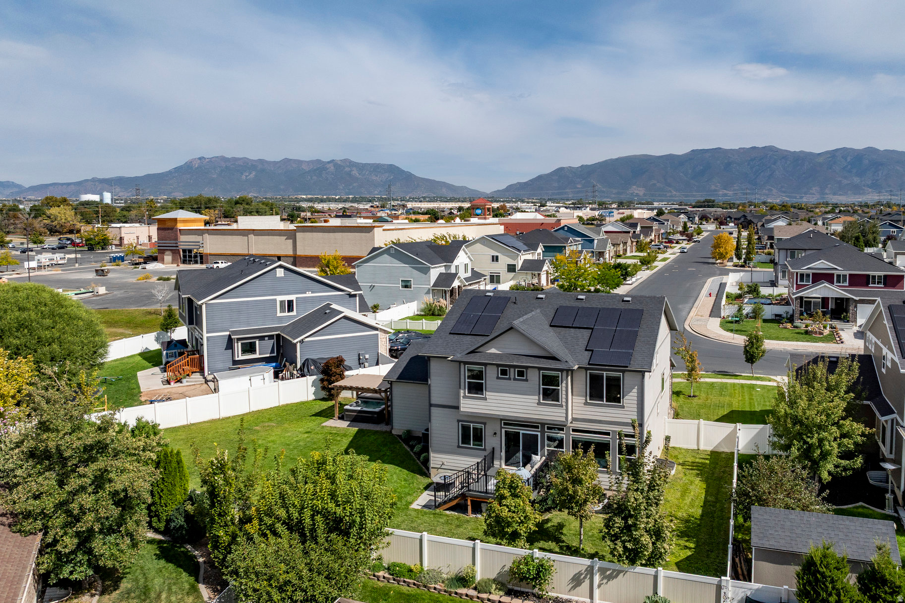 TIVOLI GARDENS - Residential