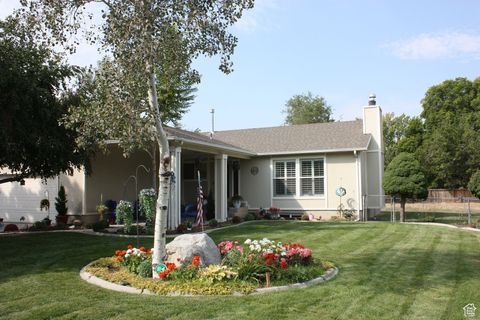 9144 S PEACH BLOSSOM DR Sandy UT 84094