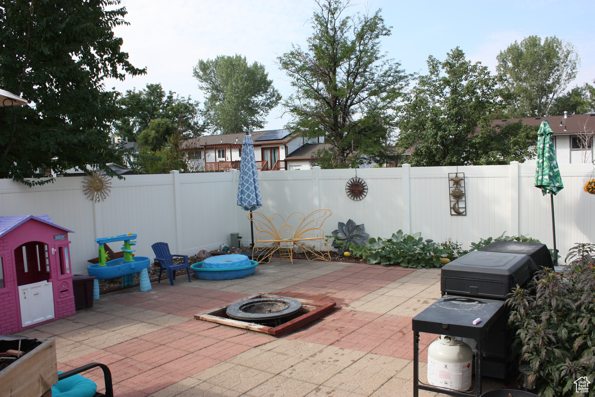 PEBBLE GLEN #1 - Residential