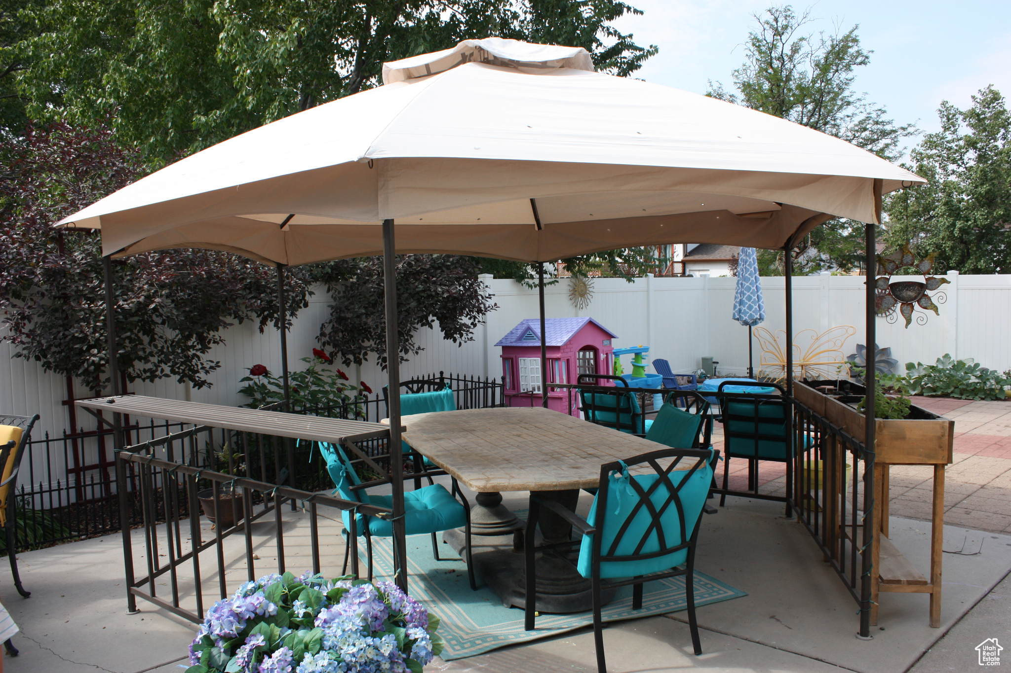 PEBBLE GLEN #1 - Residential