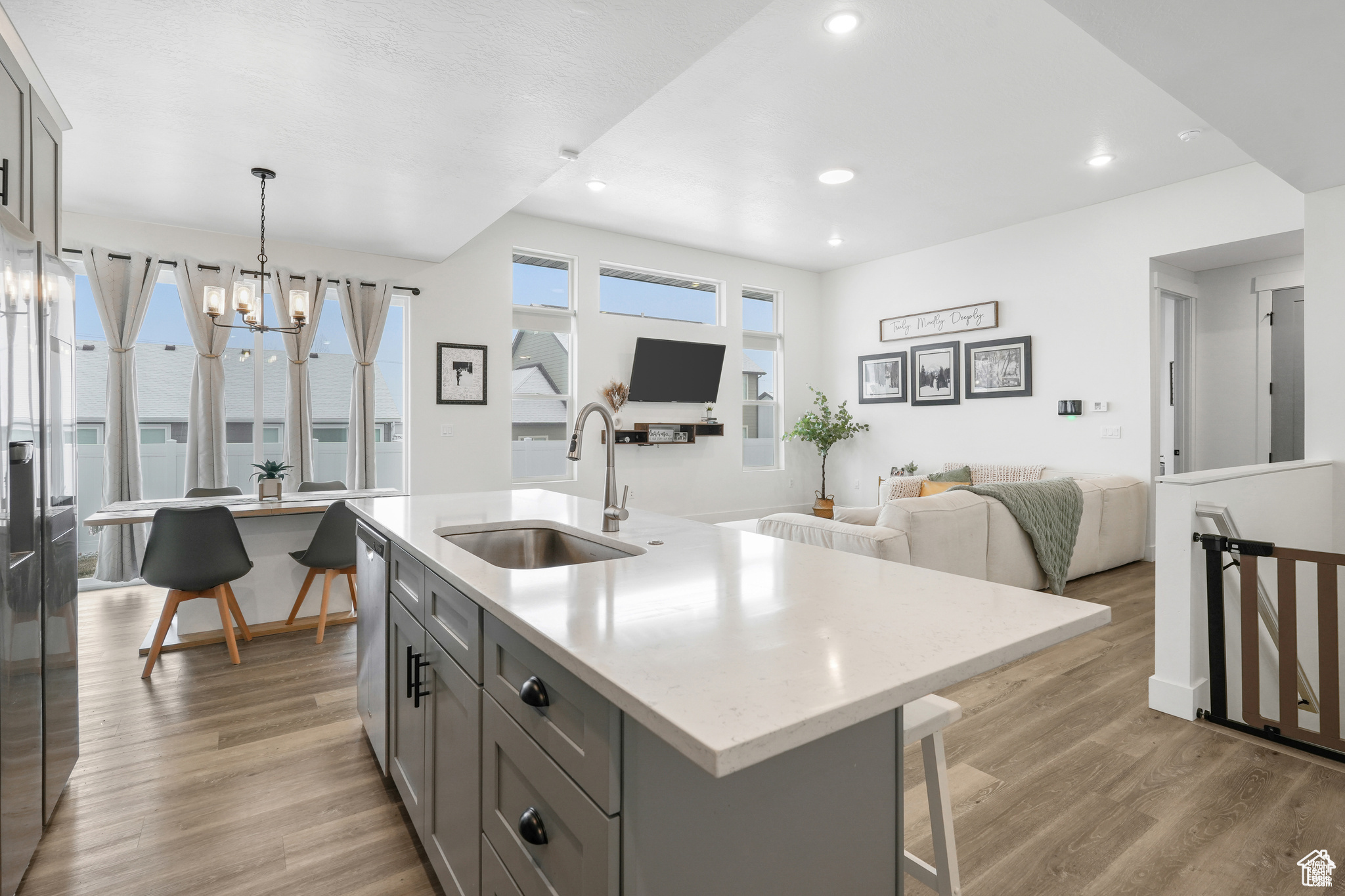 ENGLAND RIDGE - Residential