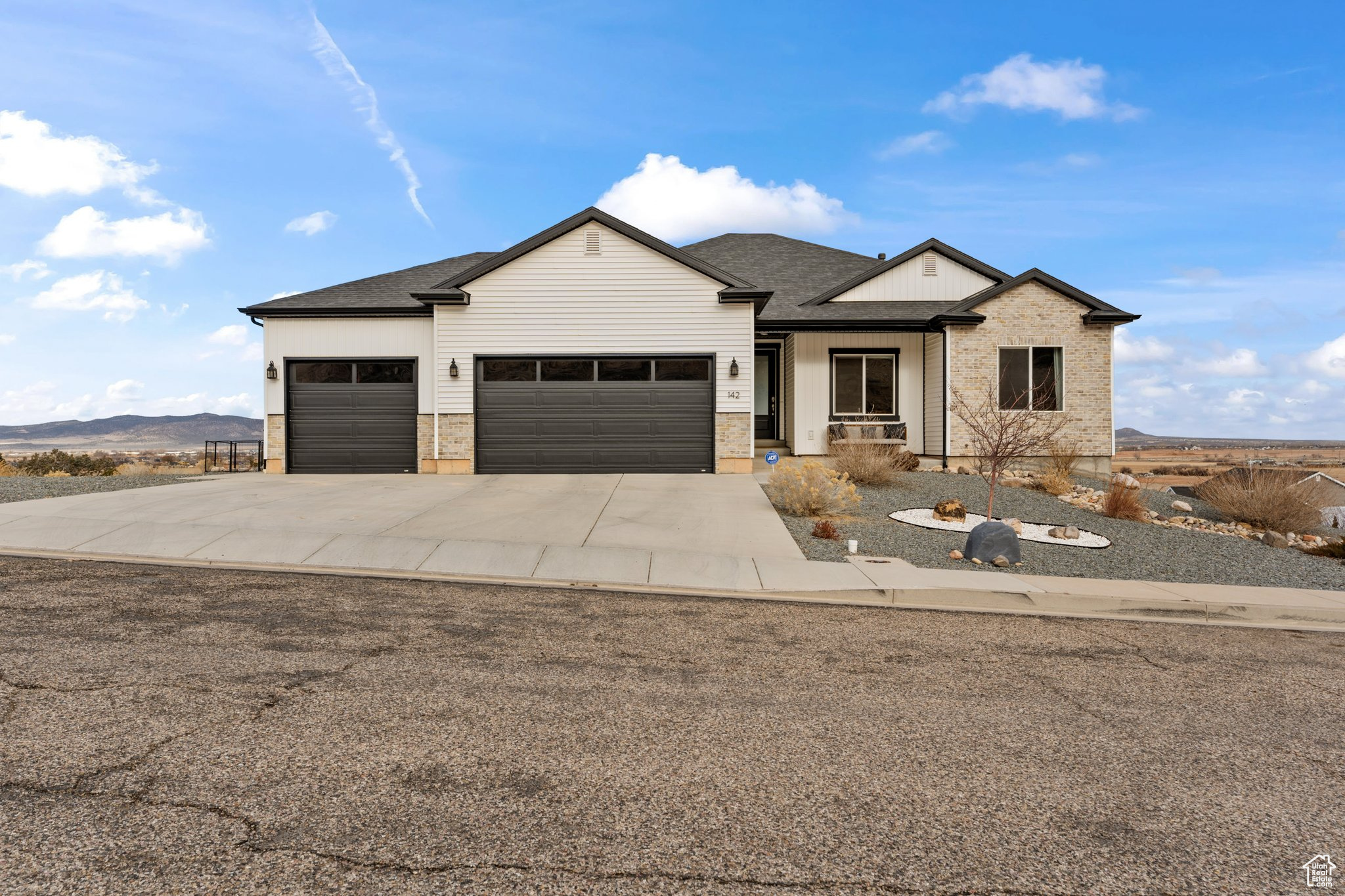 142 S Chaparral Dr, Cedar City, Utah image 1