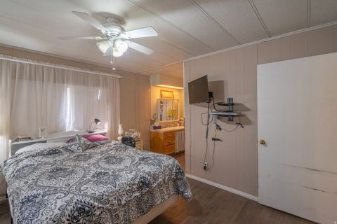Tiny photo for 230 W 300 N, La Verkin, UT 84745 (MLS # 2126138)